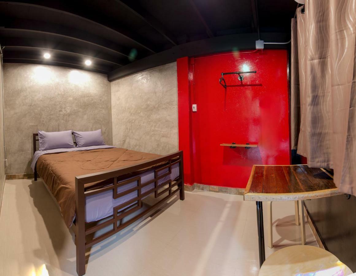 בנגקוק Sawatdee Guesthouse The Original מראה חיצוני תמונה