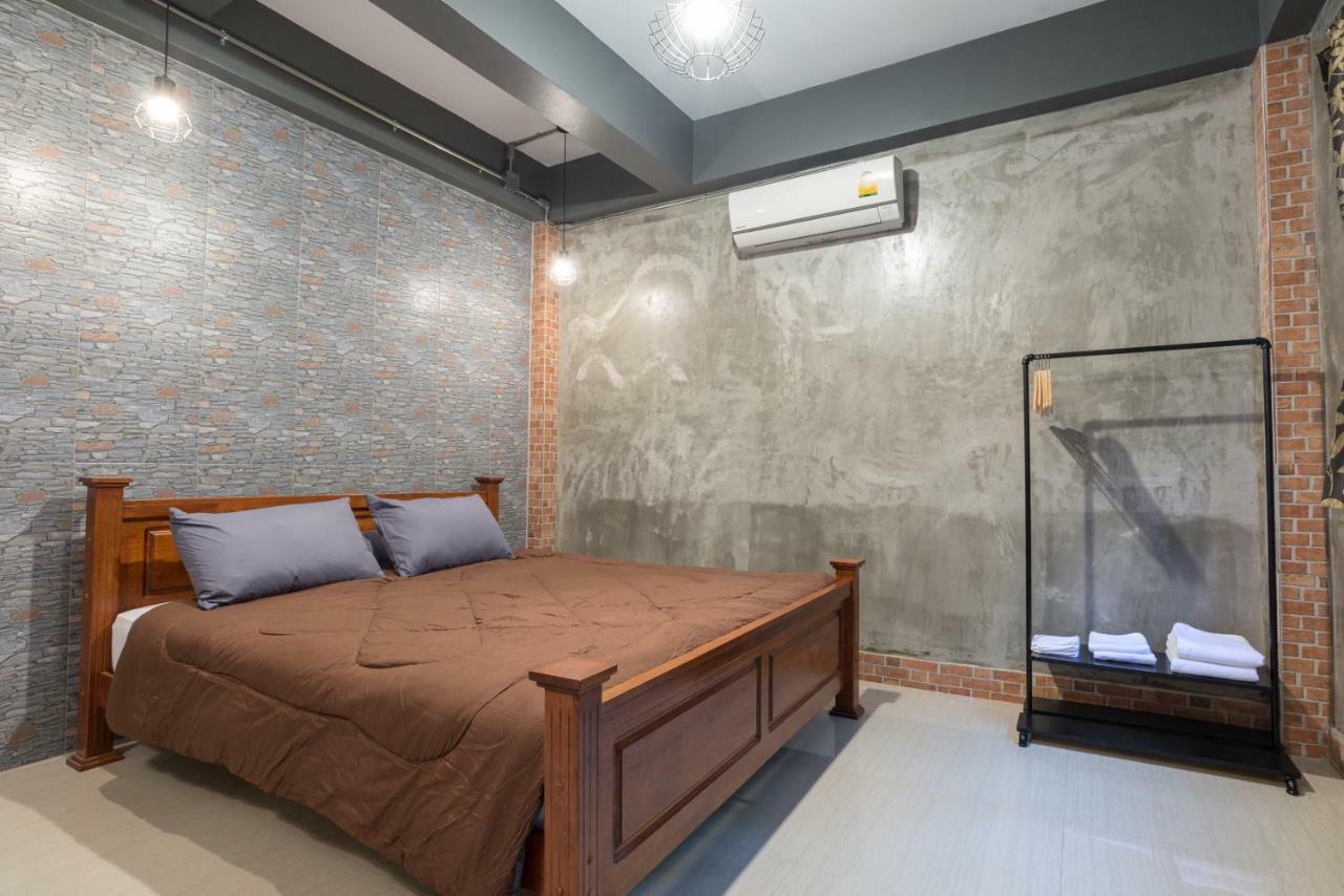 בנגקוק Sawatdee Guesthouse The Original מראה חיצוני תמונה