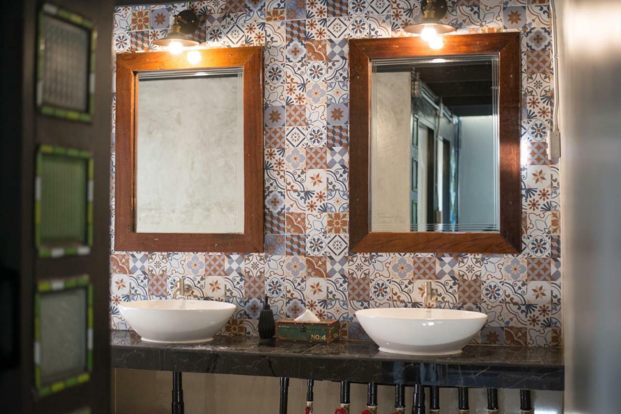 בנגקוק Sawatdee Guesthouse The Original מראה חיצוני תמונה